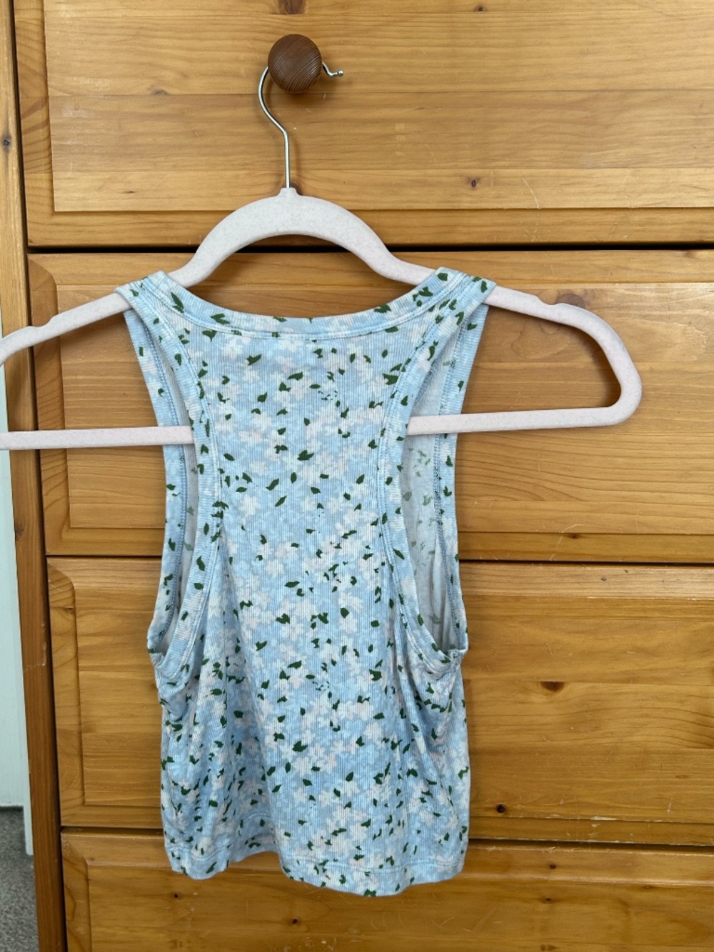 Floral Rib Crop Tank - Picture 2 of 2